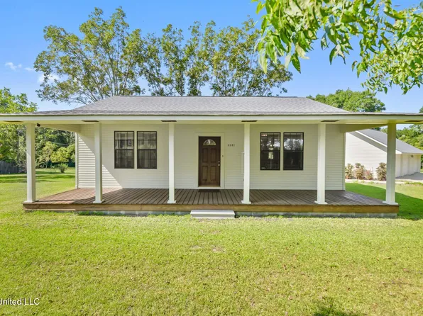 3281 Main St, Lucedale, MS 39452