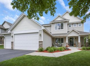 9421 Dunes Ln, Cottage Grove, MN 55016