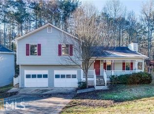 135 Westwood Dr, Dallas, GA 30132