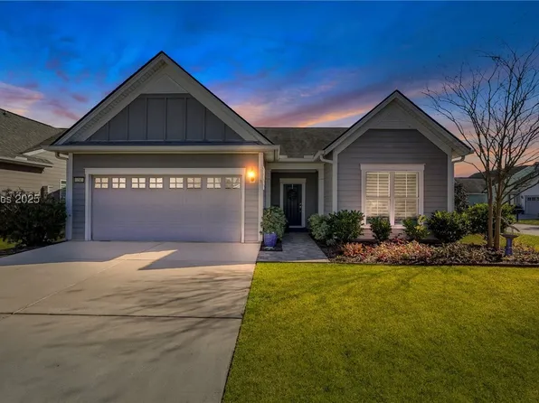 24 Parkway Ln, Bluffton, SC 29909