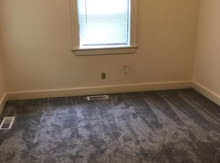 1007 N McLean St APT 2, Bloomington, IL