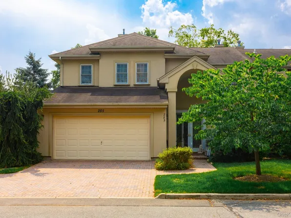 285 Madeira Boulevard #285, Melville, NY 11747