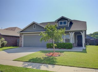 10433 S Kennedy St, Jenks, OK 74037