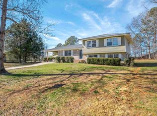 1815 Harts Ferry Rd, Ohatchee, AL 36271