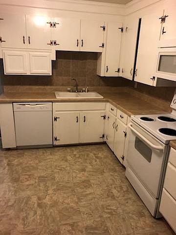 2nd image of 735 Leesville Rd #B