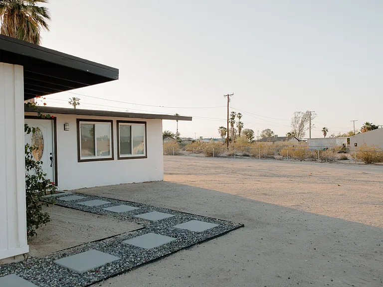 5410 Chia Ave — Photo 4