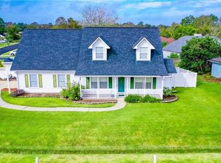 236 Sandalwood Cir, Brunswick, GA 31525