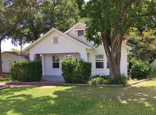 1205 N Us Highway 77, Schulenburg, TX 78956