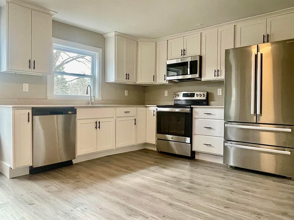 7 Carr Court, Goffstown, NH 03045 Zillow