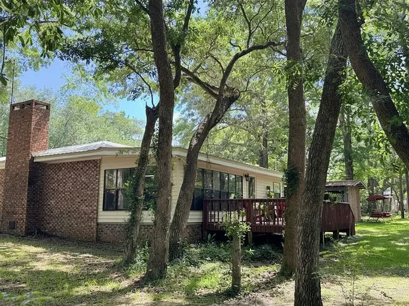 2033 Bass Dr, Vancleave, MS 39565