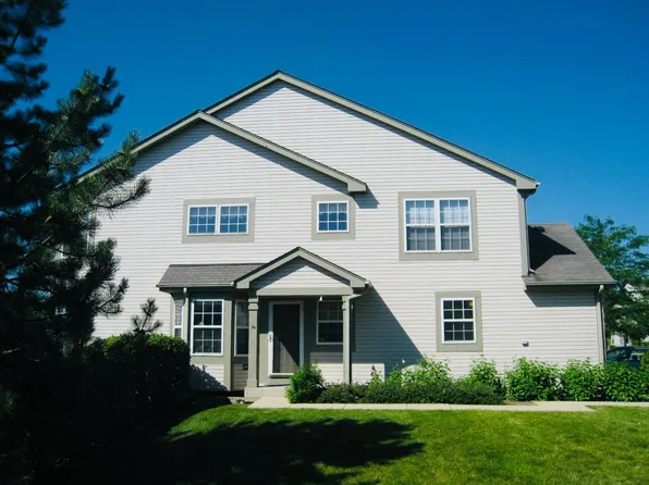 637 Arrowwood Ct, Lindenhurst, IL 60046