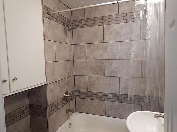 2nd image of 2501 W 6th St