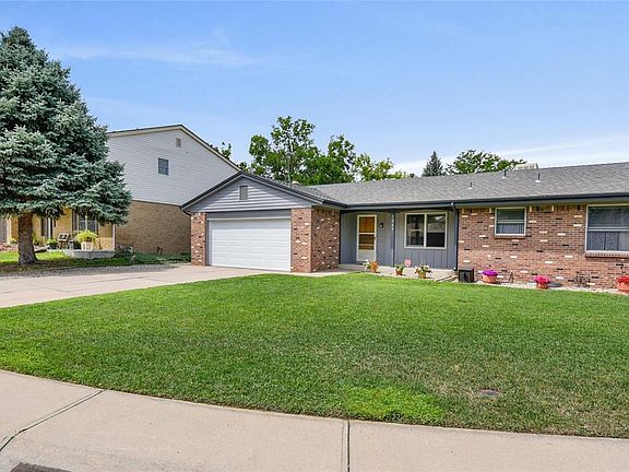2nd image of 1269 S Blackhawk Way