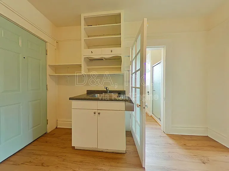 1363 NW Monroe Ave #3 — Photo 3