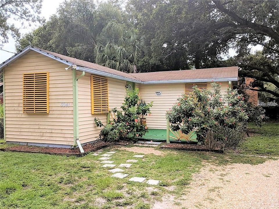 1st image of 3041 West Pl