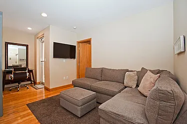 Rented by Jade Stone Real Estate Consulting