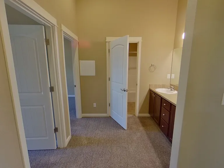 Hilyard Townhomes — Photo 38