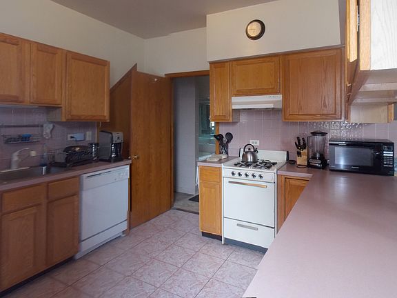 5th image of 1627 N Campbell Ave Unit 2