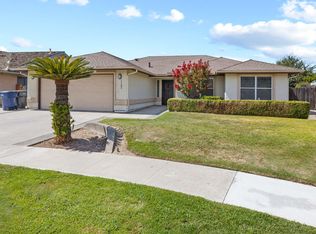 1183 Alameda St, Tulare, CA 93274