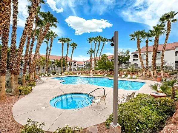 700 Carnegie St APT 412, Henderson, NV 89052