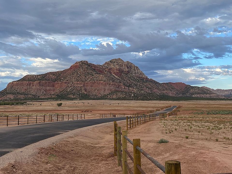 600 Daybreak Mesa Dr, Apple Valley, UT 84737 Zillow