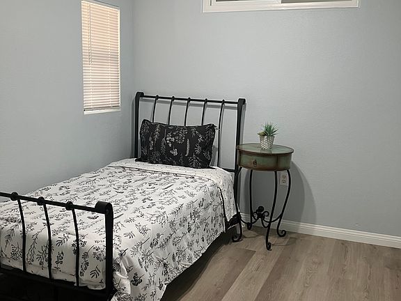 4th image of 509 Sunflower Ave #D