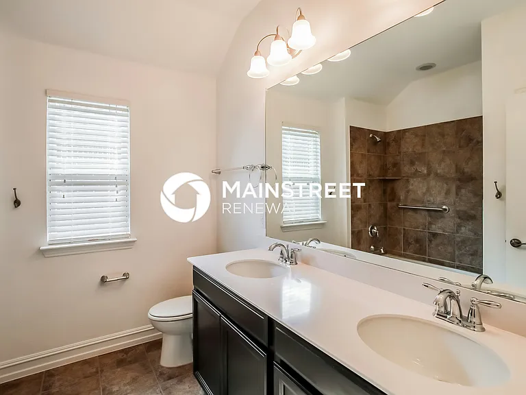 Main Bathroom