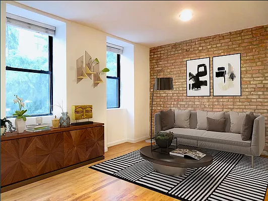 Rented by Aryeh Realty | media 11