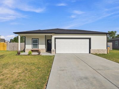 211 S Gatewood St, Valley Center, KS, 67147