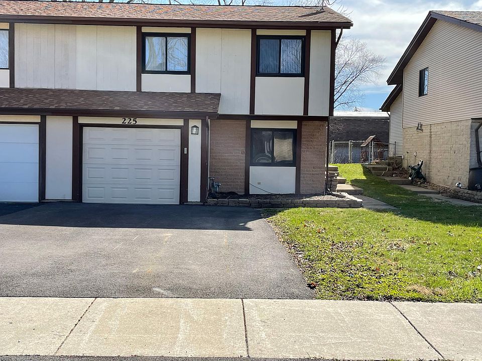 1st image of 225 Troy Ln #225