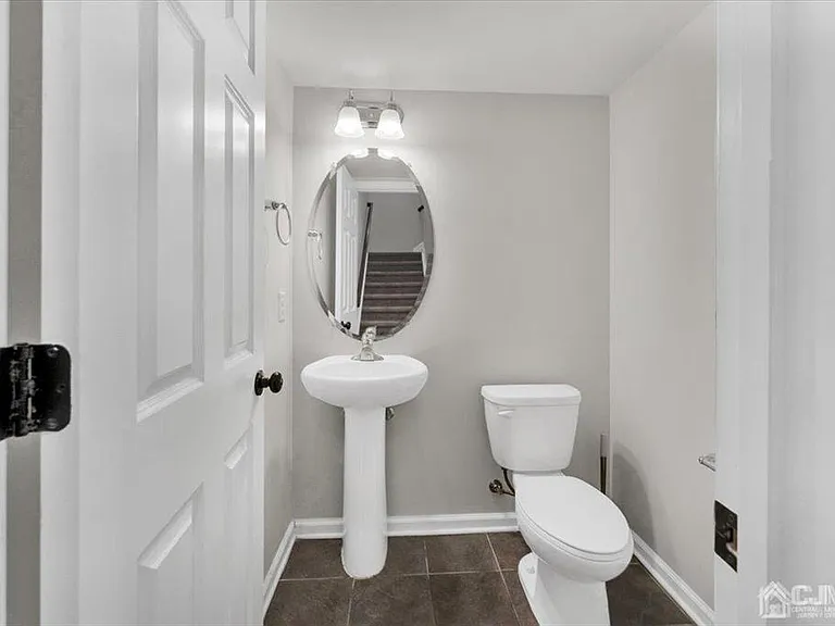 26 Fleet St — Photo 11