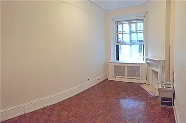 Rented by Century 21 Metropolitan