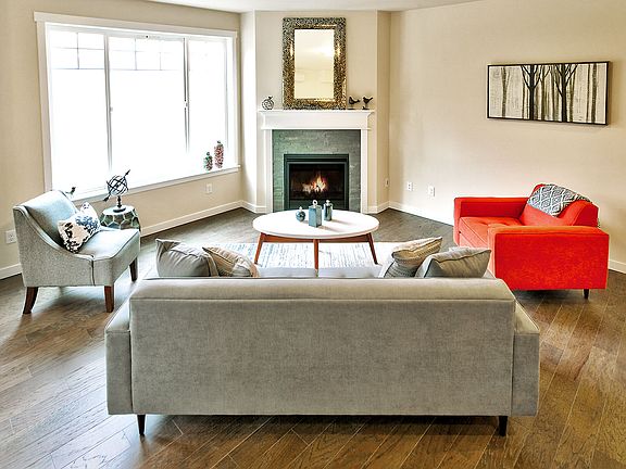 Arris - Living Room