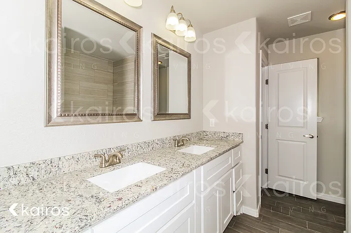 2703 Destin Ave — Photo 14