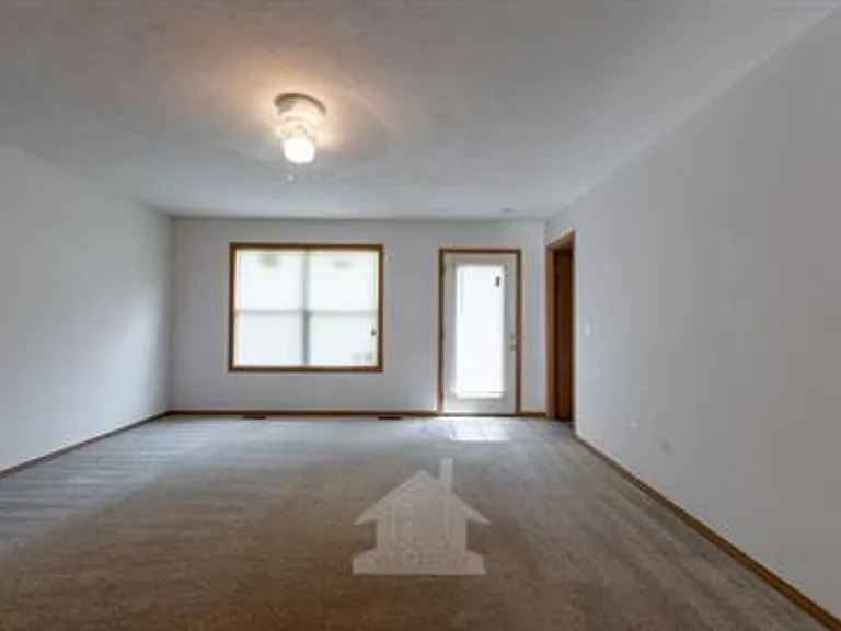 204B Beatie St — Photo 3