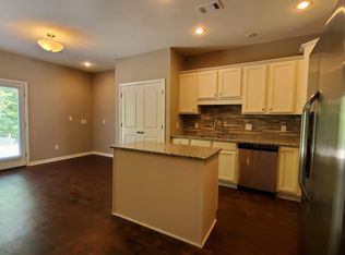 902 Grand Teton Dr, Benton, AR 72019