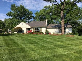 2329 N Ballas Rd, Saint Louis, MO 63131