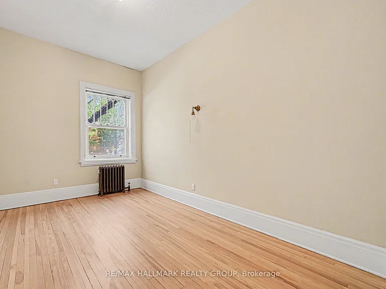 413 Elgin St #1 — Photo 18