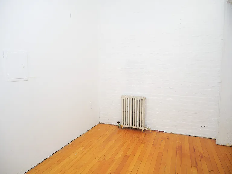 259 W Newton St #3 — Photo 3