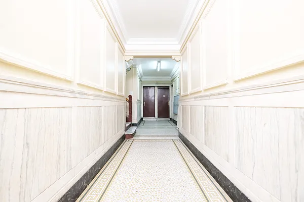 Rented by Compass | media 9