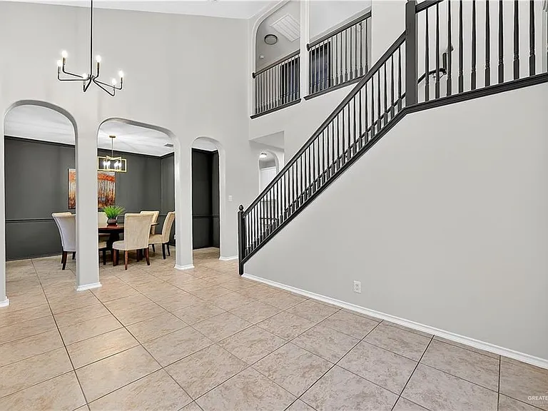 4503 Santa Fabiola St — Photo 4