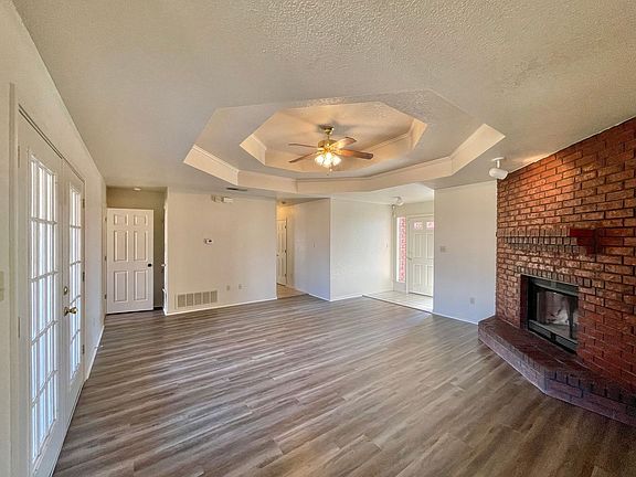 5th image of 3801 Split Oak Dr