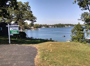 12140a Gilmore Point, Plainwell, MI 49080