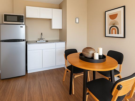 Furnished Studio Apartment