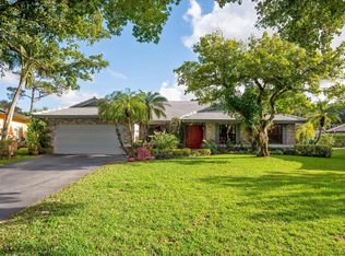 8556 NW 50th Dr, Coral Springs, FL 33067