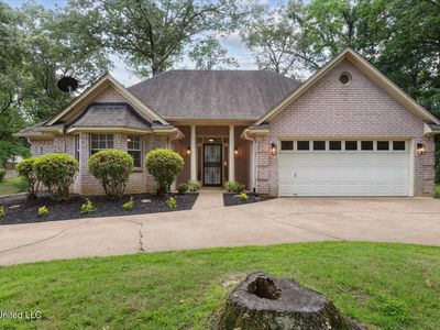 4275 Bienville Rd, Nesbit, MS, 38651