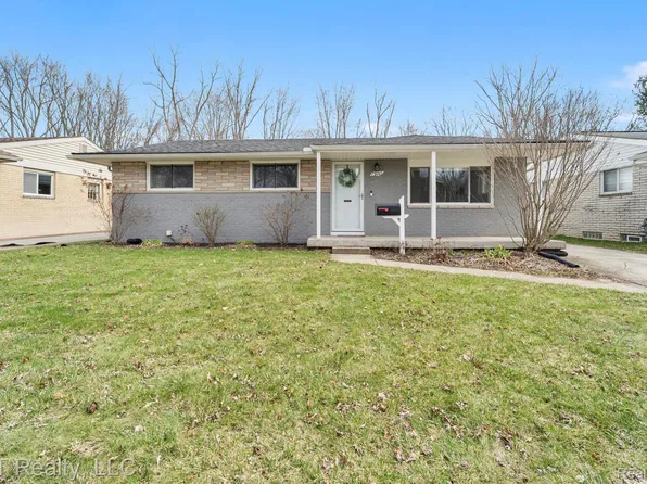 7970 Alton St, Canton, MI 48187