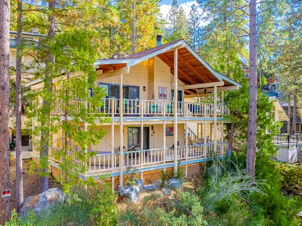 37739 Shoreline Dr, Bass Lake, CA 93604