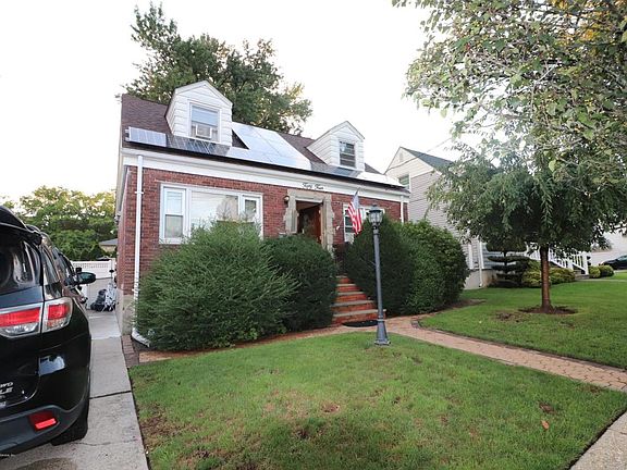 5th image of 54 Kensington Ave