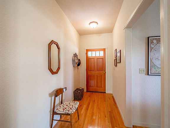 5th image of 20744 Woodridge Way